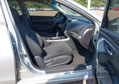 2015 Nissan Altima 2.5 S из США, поврежденный, VIN 1N4AL3APXFC498195